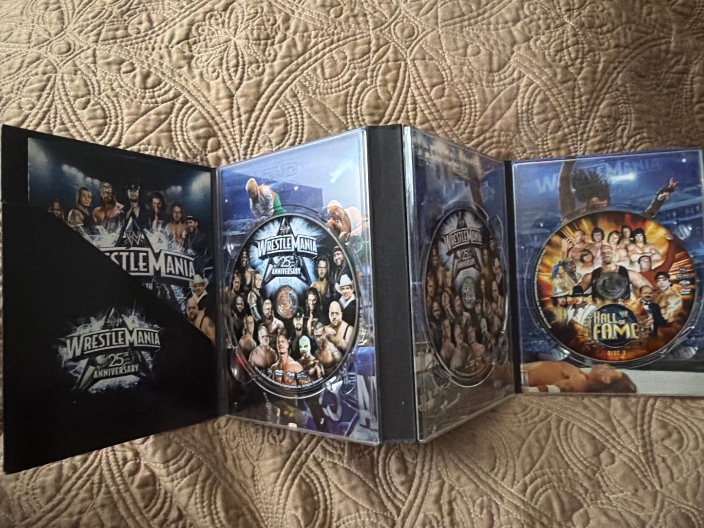 WWE Wrestlemania 25th Anniversary 3 Disc Set