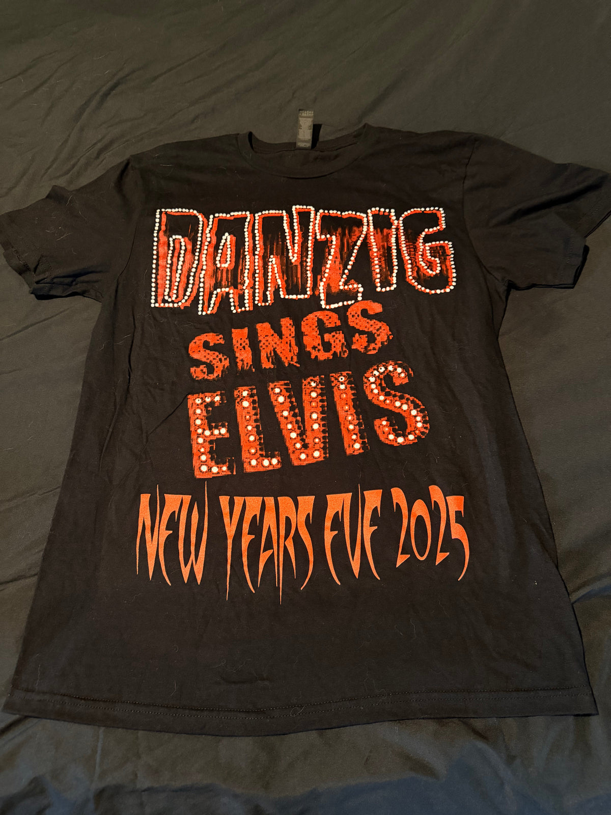 Danzig sings Elvis 2025 tee size medium