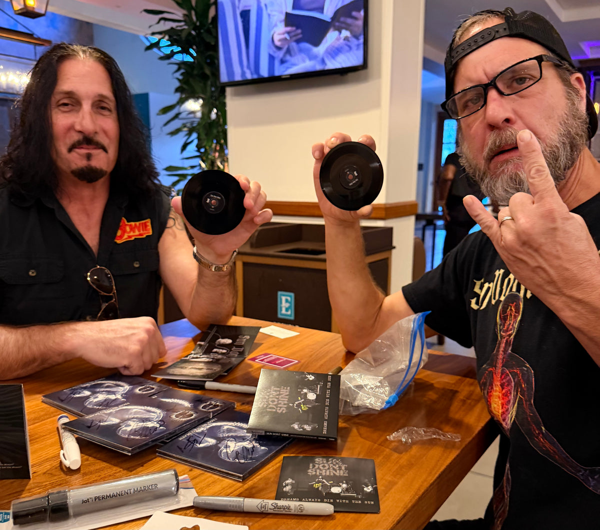 [Autographed by Johnny Kelly - ONLY 4 AVAILABLE] SUN DONT SHINE - Tiny Vinyl 4” DREAMS ALWAYS DIE WITH THE SUN - Collector’s Item